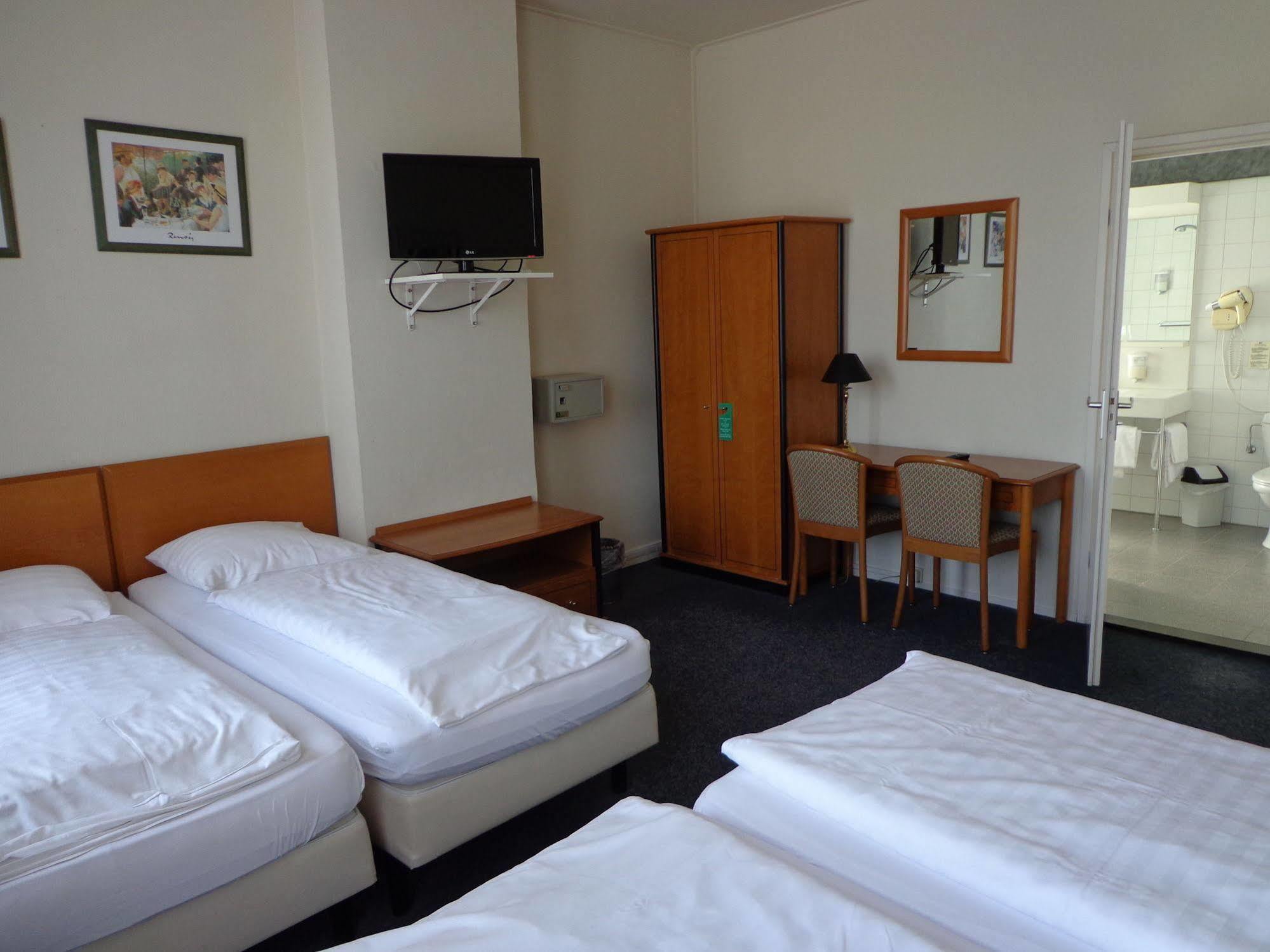 Hotel Wilhelmina Venlo Esterno foto