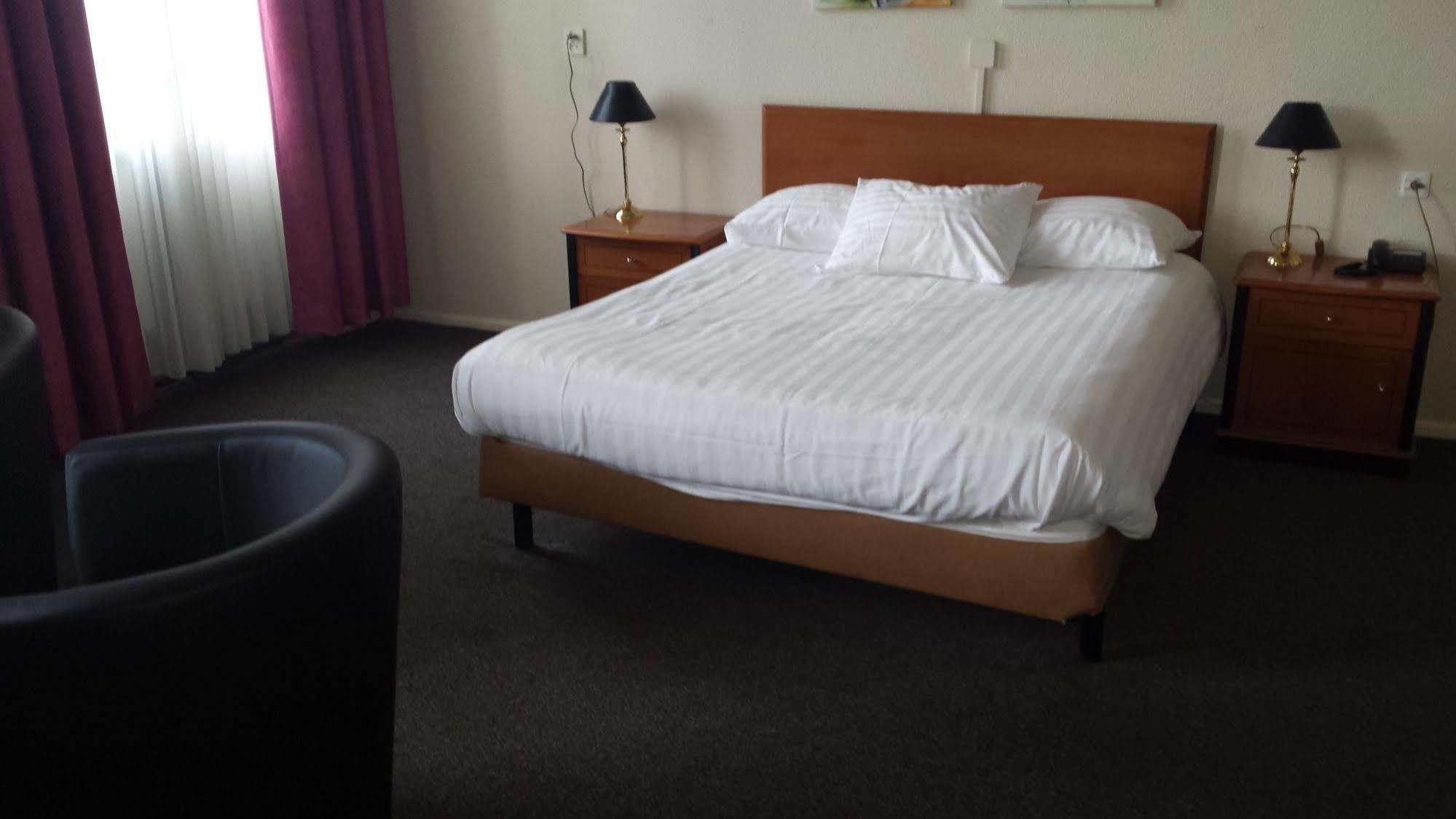 Hotel Wilhelmina Venlo Esterno foto